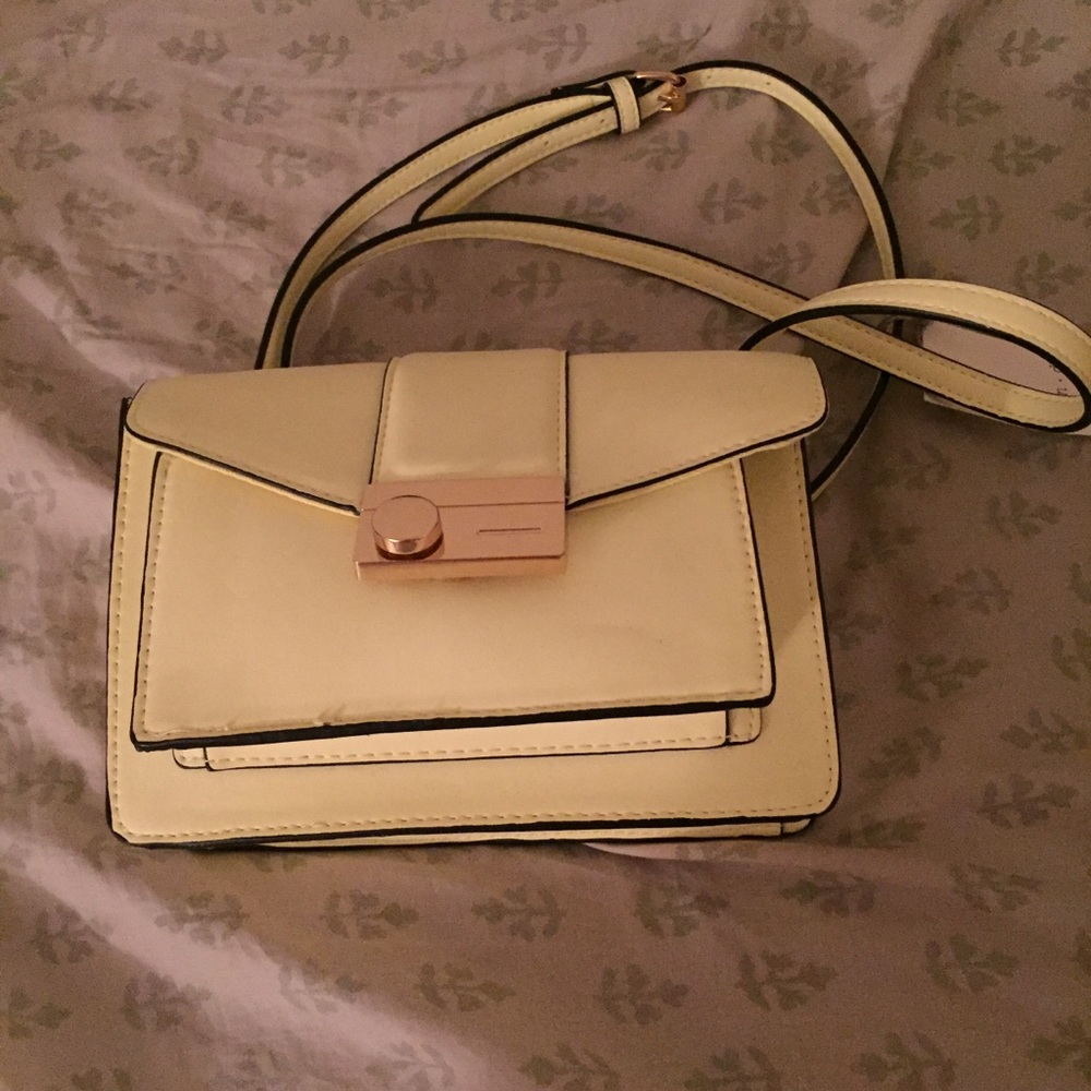 NWT Yellow Target Purse